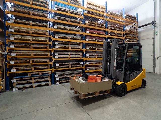 How to Choose the Right Forklift for Your Warehouse